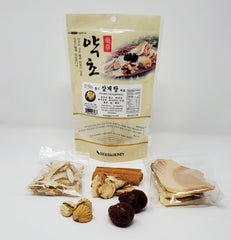 Samgaetang soup base with ginseng and herbs